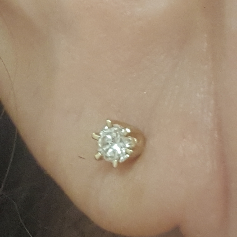 Diamond stud earrings